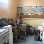 Laundry room exhibit at Lutz Mountain Heritage Museum.
L’exposition de la buanderie au Musée Patrimoine de Lutz Mountain. You can find this display at Lutz Mountain Heritage Museum.